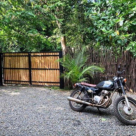 Le Cabanon Apartment Dikwella Luaran gambar